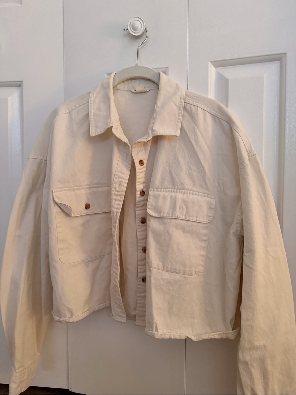 Casual Crop Button-Front Jacket - Cream